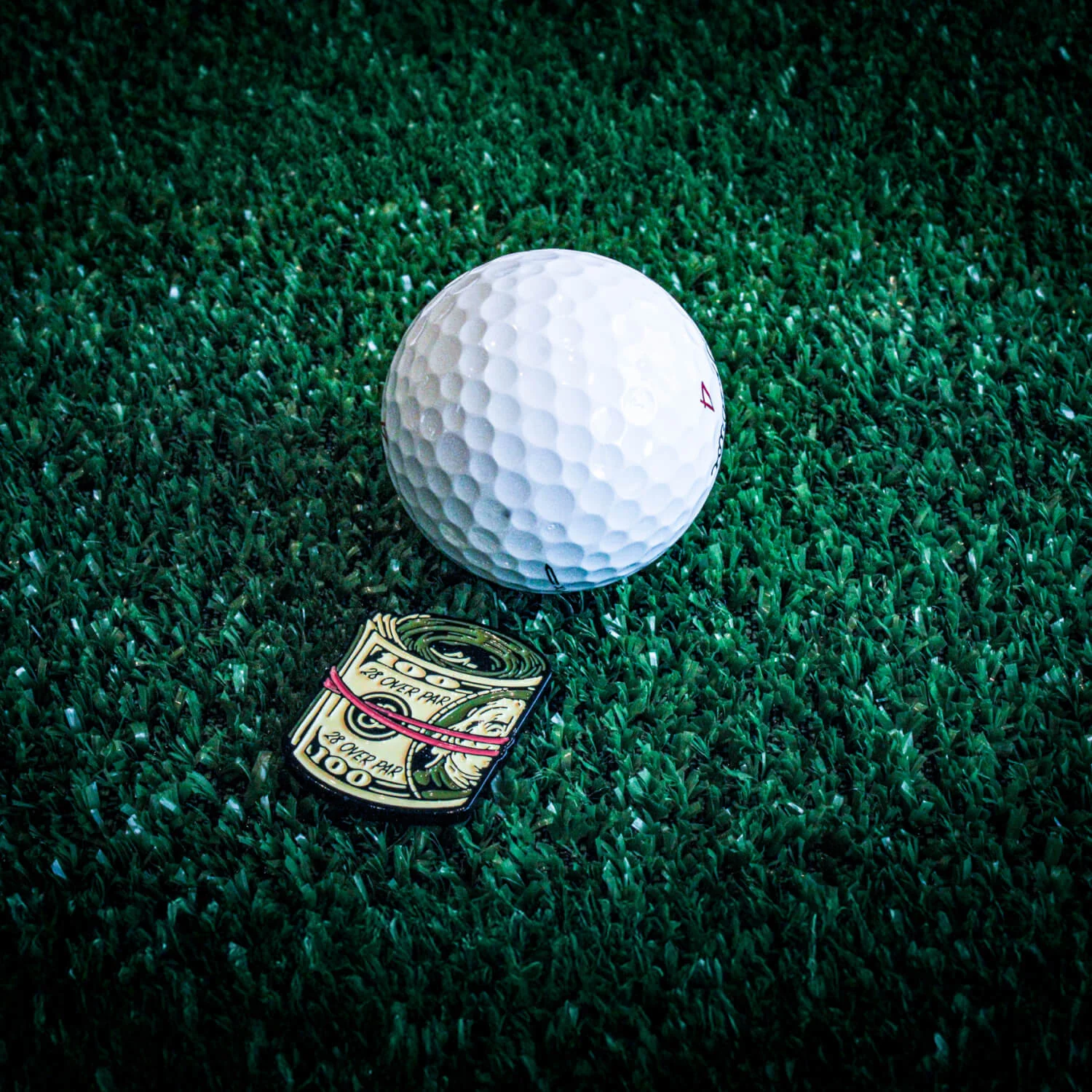 Cash Stack Golf Ball Marker - Image 2